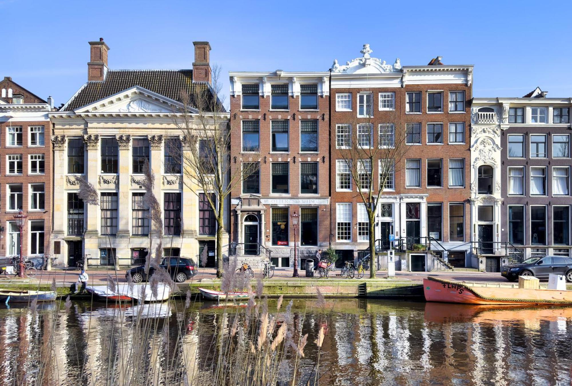 Stayokay Hostel Amsterdam Stadsdoelen - Refurbished November 2024 Exterior photo